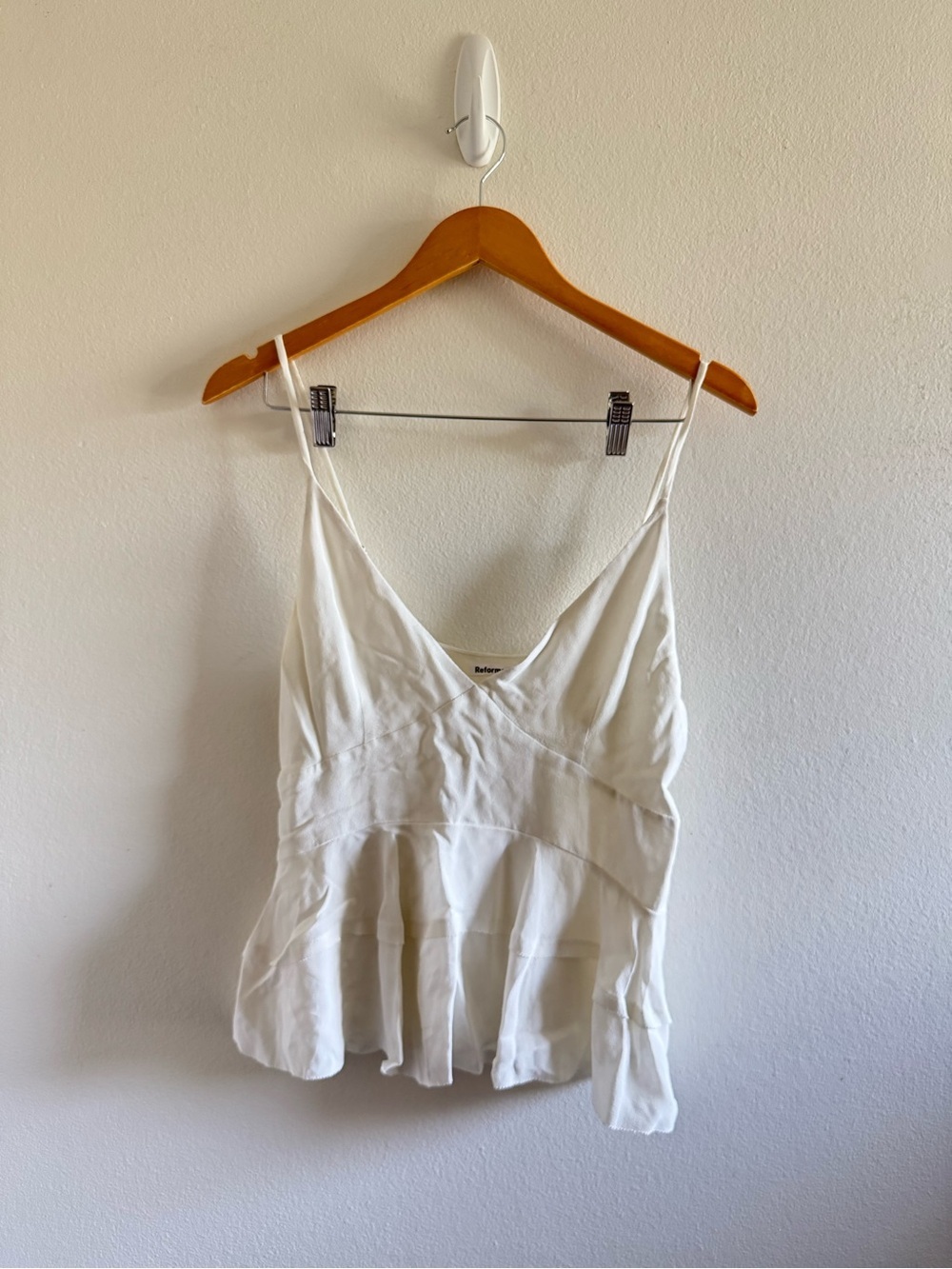 Reformation White Sundra Peplum V Neck Strap Top size 10 - Picture 2 of 7